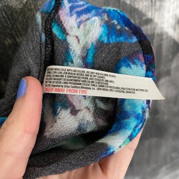 Free People | Border Print | Black Floral | Cross Back | Tank Top | Size Small - Picture 9 of 9